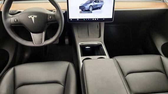 TESLA MODEL Y 2023 7SAYGDEE8PA069380 image